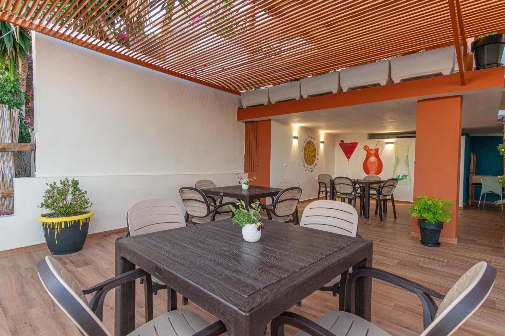 Vila E Bardhe Sarande Exterior photo