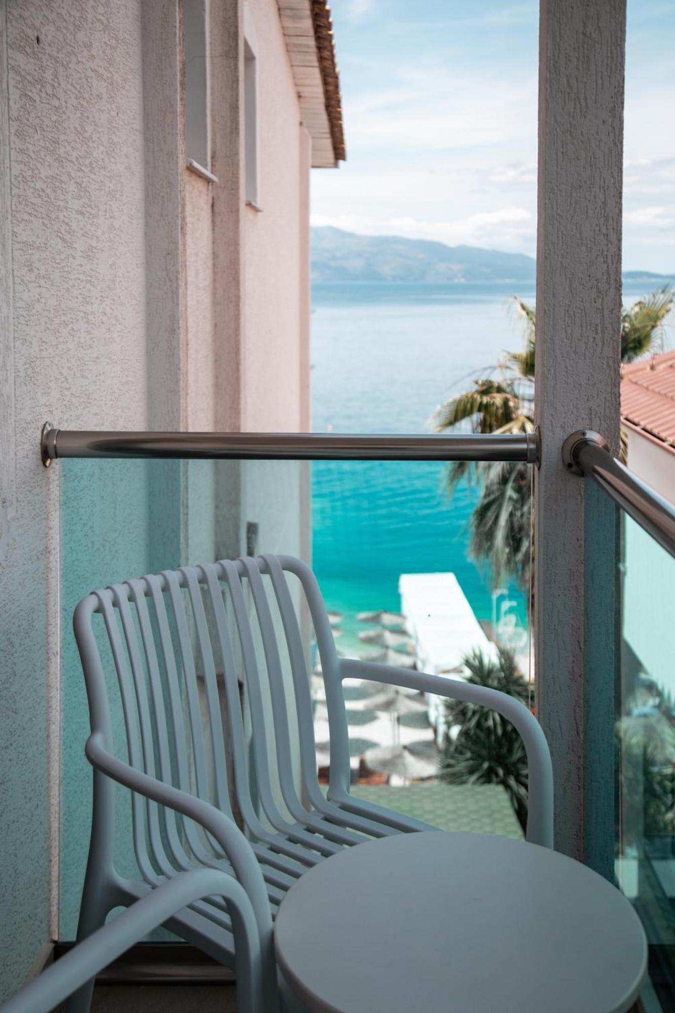 Vila E Bardhe Sarande Exterior photo