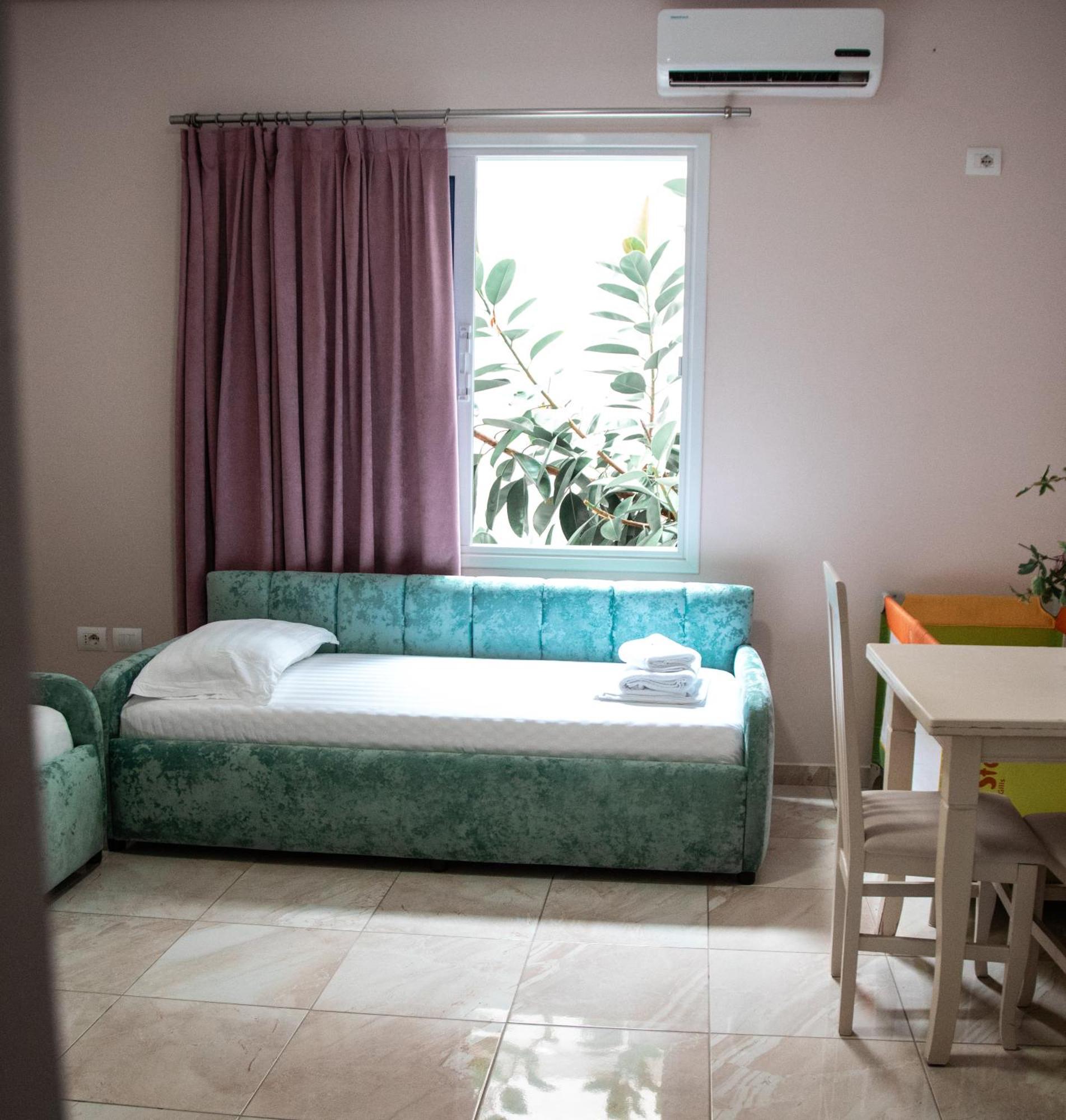 Vila E Bardhe Sarande Exterior photo